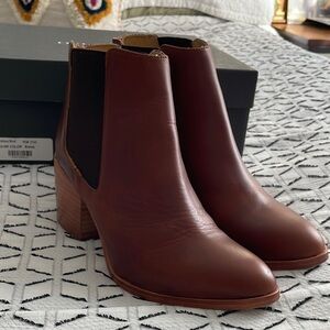 Nisolo Heeled Chelsea Boots Brandy Brown Leather 8.5 Women’s
